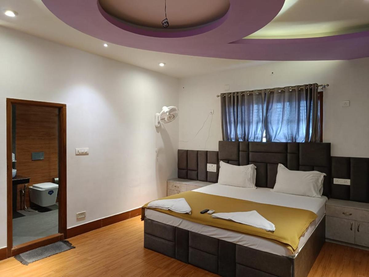 Umino Beach Resort Madras Buitenkant foto